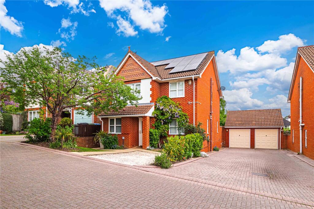 Main image of property: Castille Gardens, Kings Langley, Hertfordshire, WD4