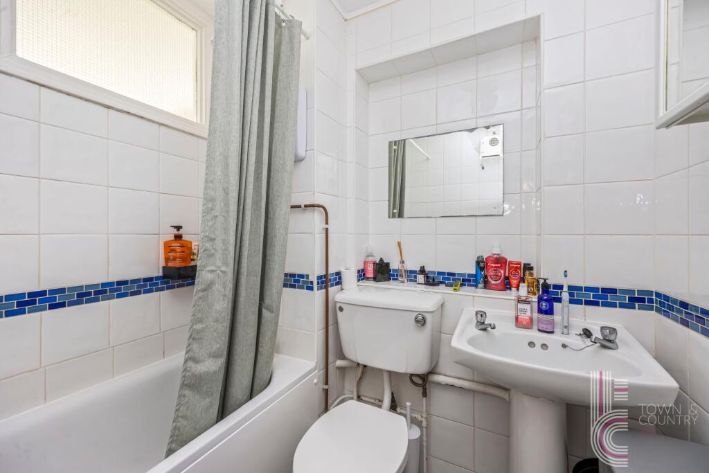 Apartment in Brighton - View 5