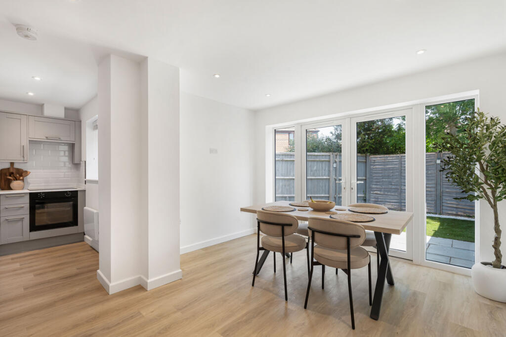 House in South Oxfordshire, Ladygrove, Didcot - View 2