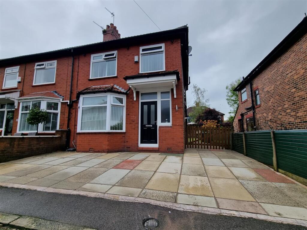 Main image of property: Grange Park Avenue, Ashton-Under-Lyne