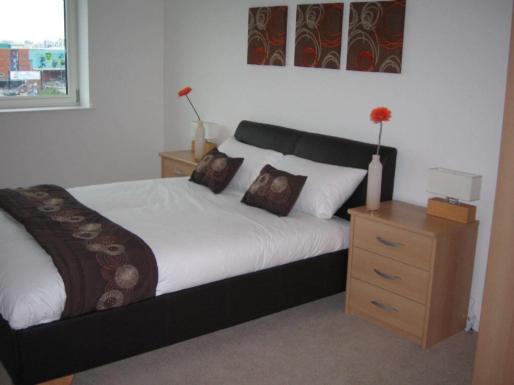 Masshouse Large  2 Bed, South Facing With Balcony And Parking photo 4