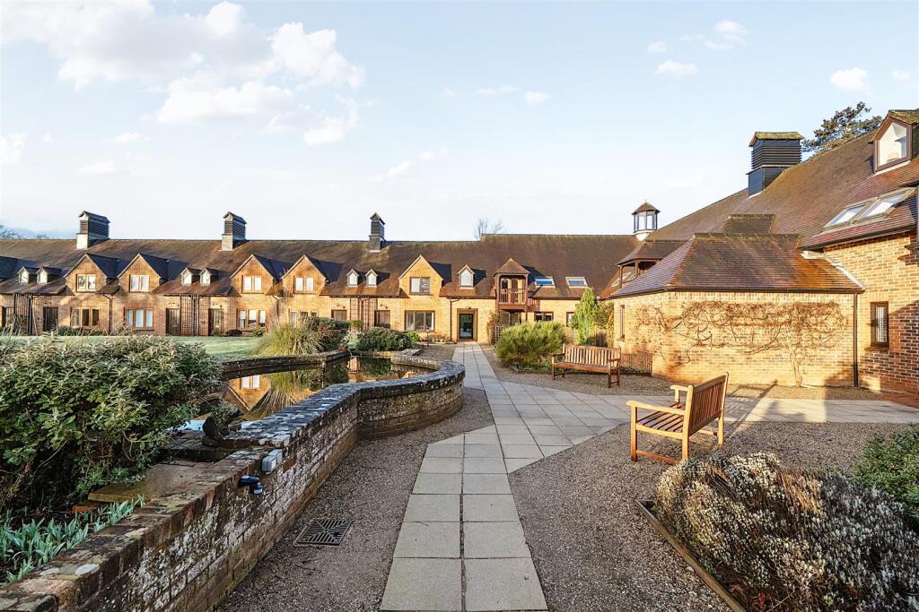 House in Reading - View 4