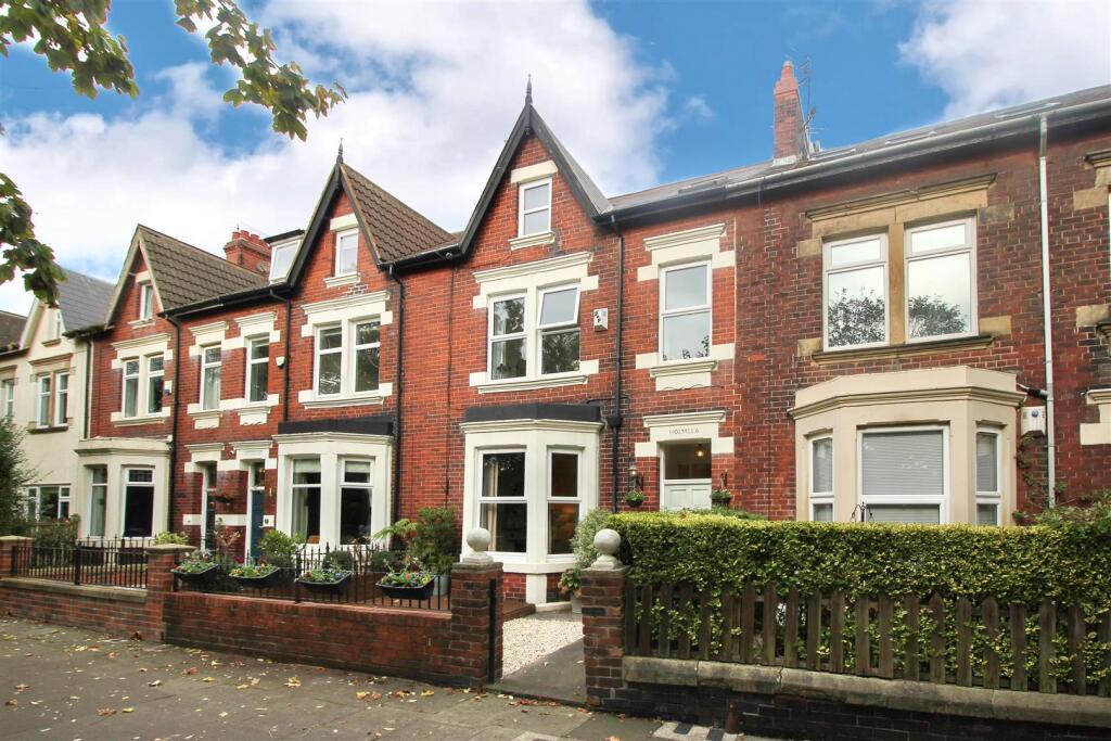 Main image of property: The Crescent, Whitley Bay