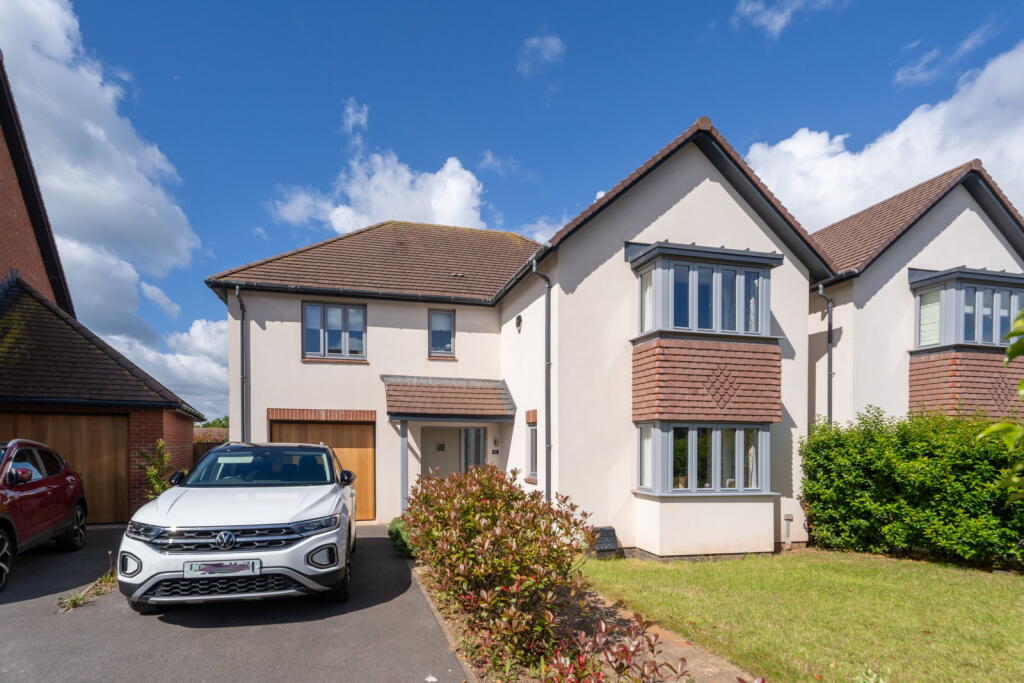 4-bed detached on Lipscomb Avenue, Exmouth, EX8 2FL, £550,000