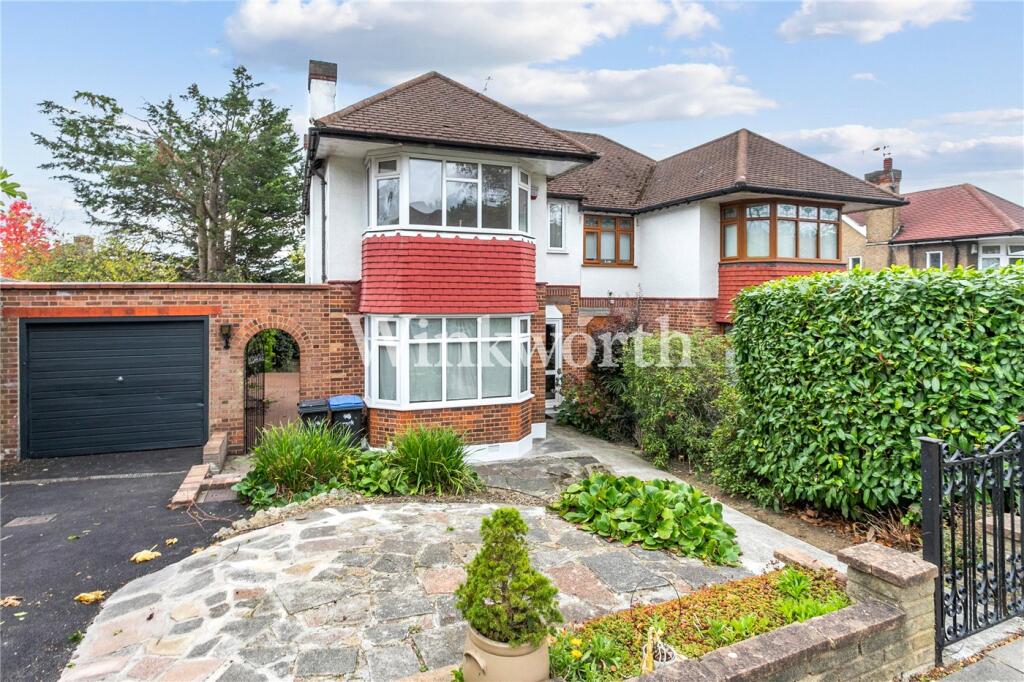 Main image of property: Corri Avenue, London, N14