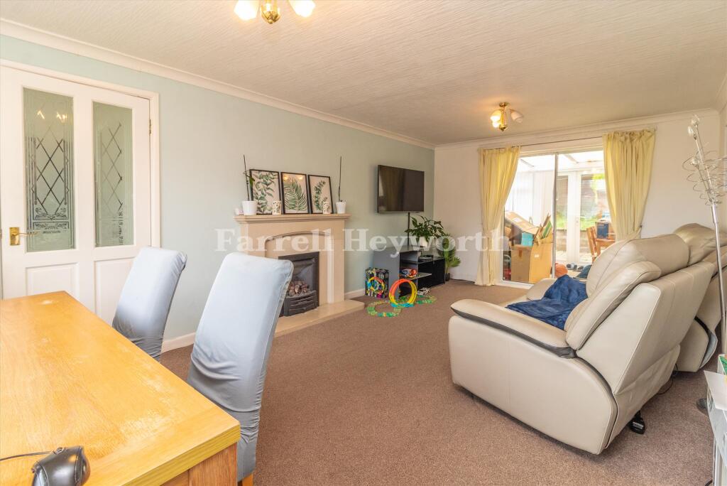 Highfield Road, Carnforth photo 4