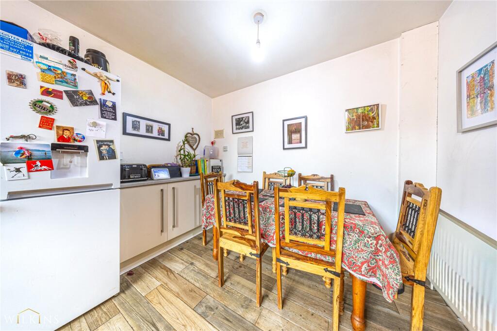 House in North Warwickshire, Hartshill - View 6