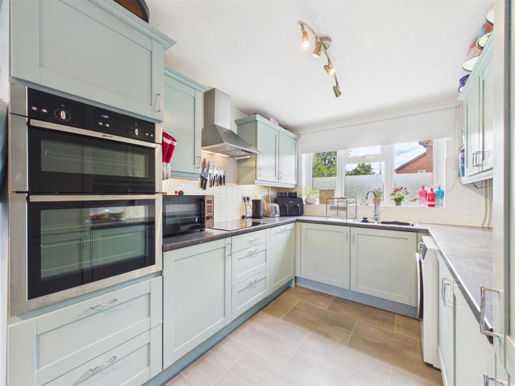 House in Swindon - View 5