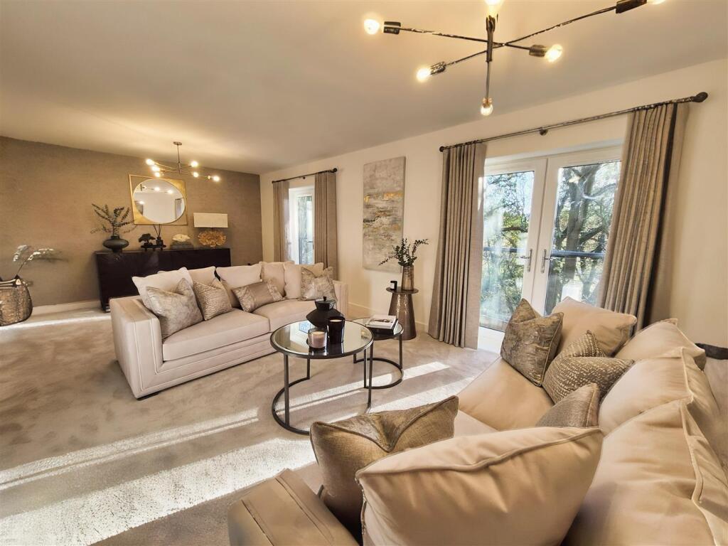 House in Halifax - View 2