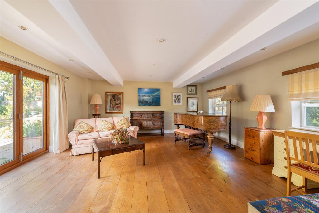 Olney Road, Emberton, Olney, Buckinghamshire, MK46 photo 3