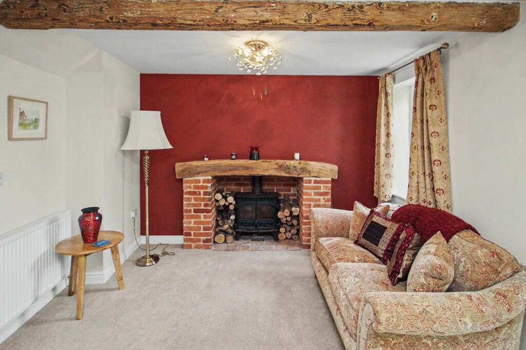 Mallard Cottage, The Street, Corpusty, Norfolk photo 4