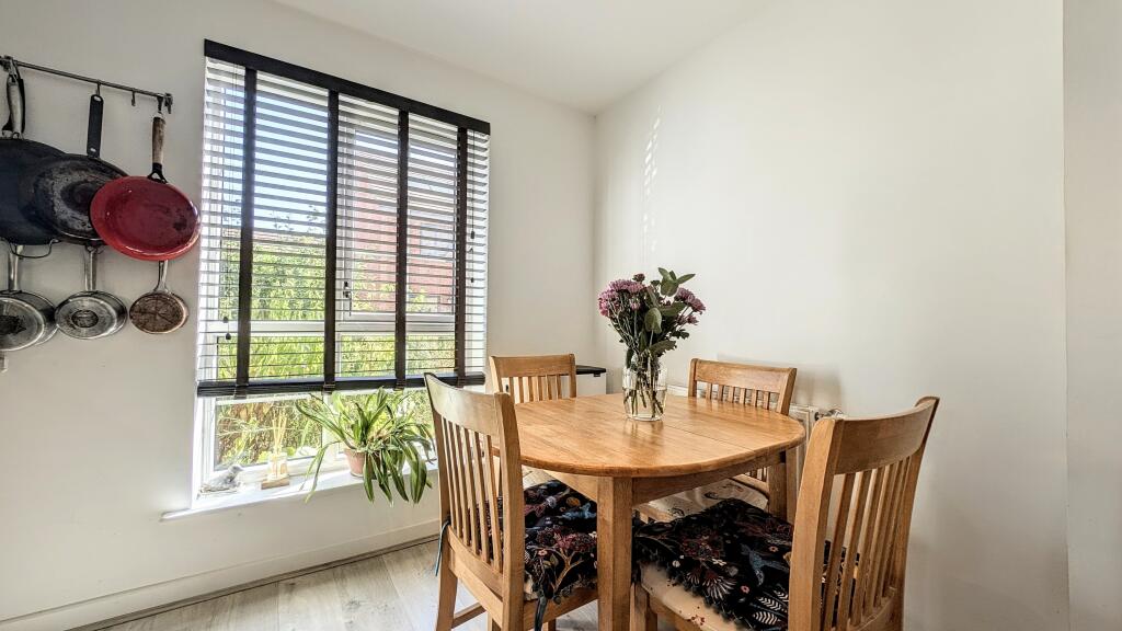 House in Guildford - More
