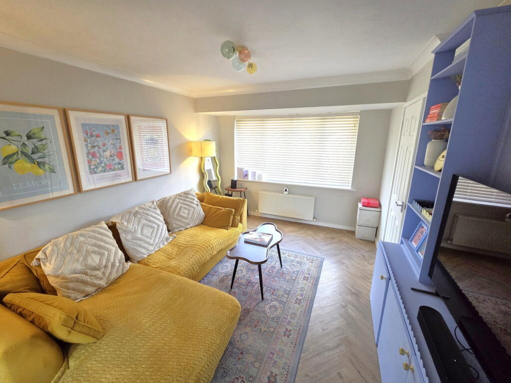 House in Ipswich - View 4