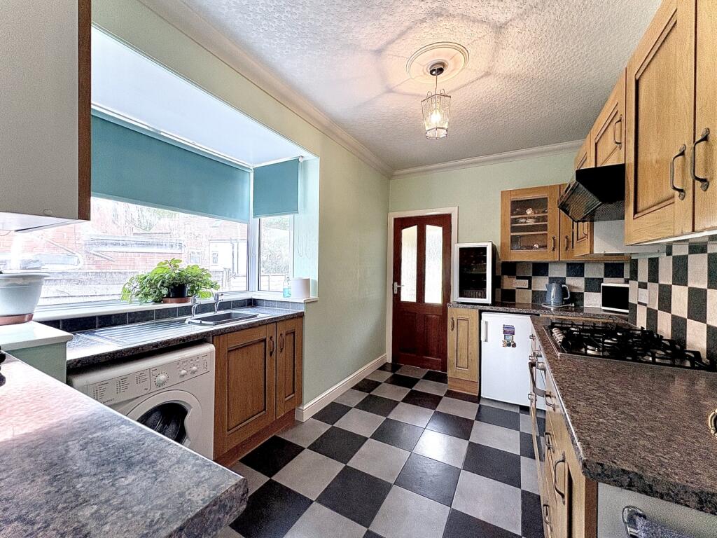 House in Dudley, Priory Estate, Eve Hill - More