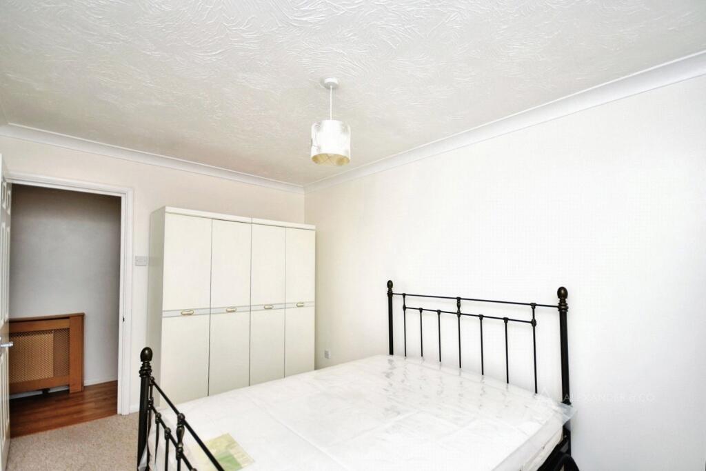 Apartment in Hemel Hempstead - More