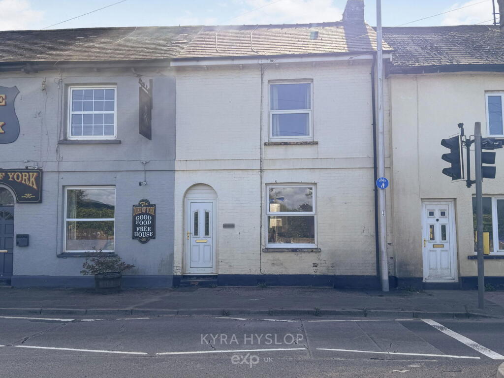 Main image of property: Clyst Honiton, Exeter, EX5 2NH
