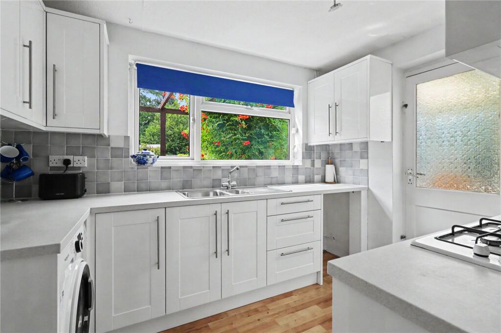 House in Redhill - View 4