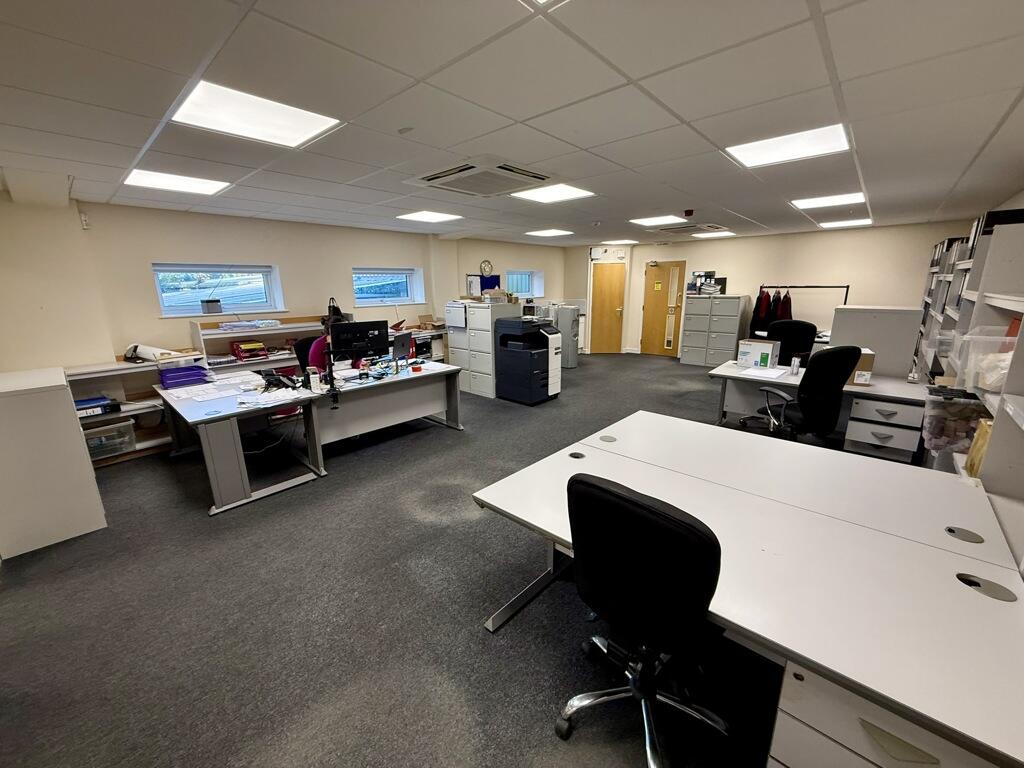 Photo 19