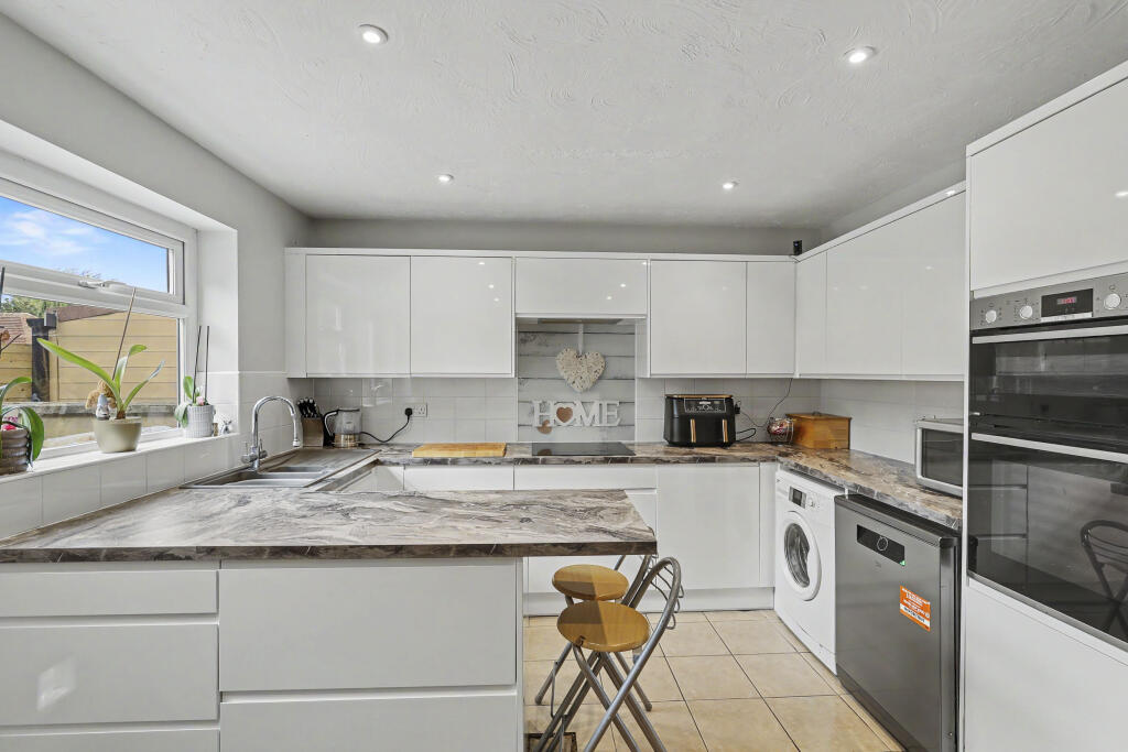Blacksmiths Hill, Benington, Hertfordshire photo 4