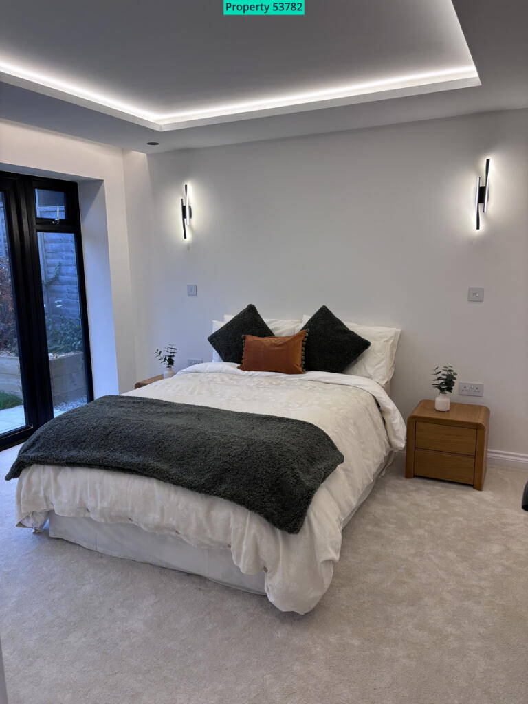 Lytham Road, Broadstone, BH18 photo 4