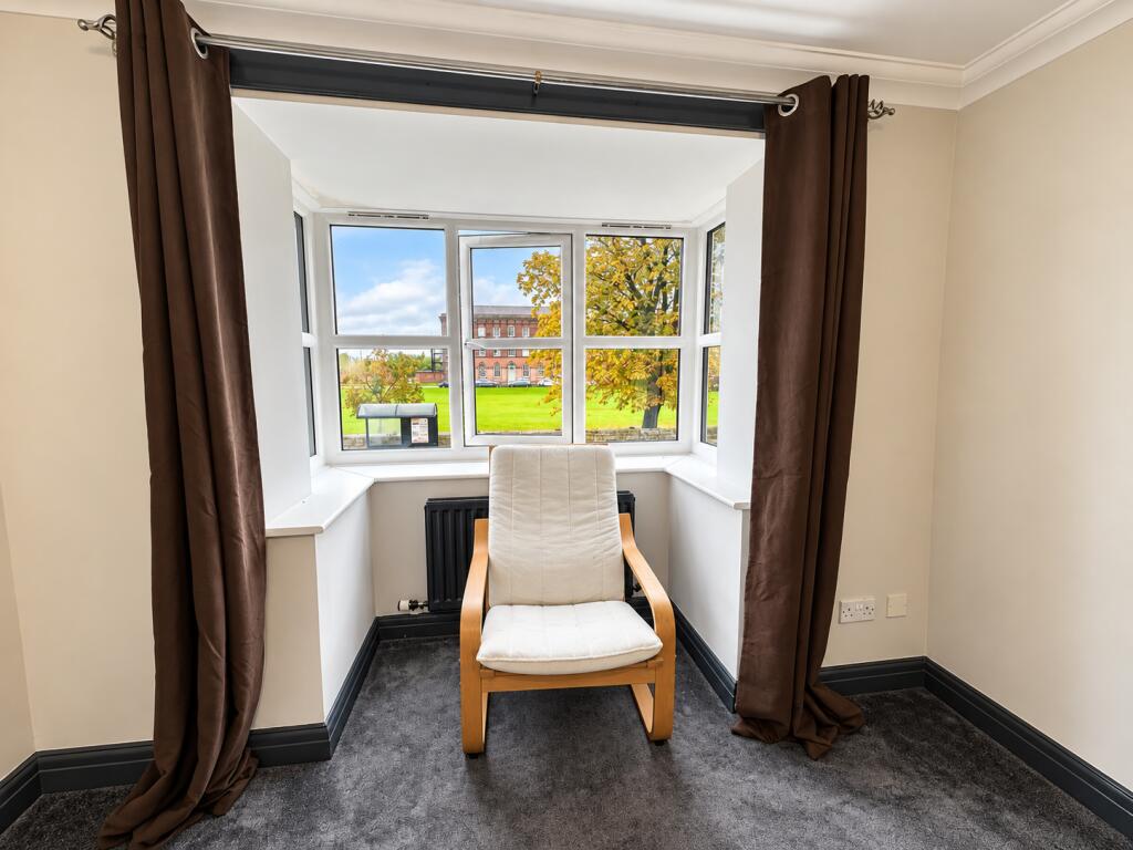 Apartment in Preston, Nooklands, Fulwood - View 5