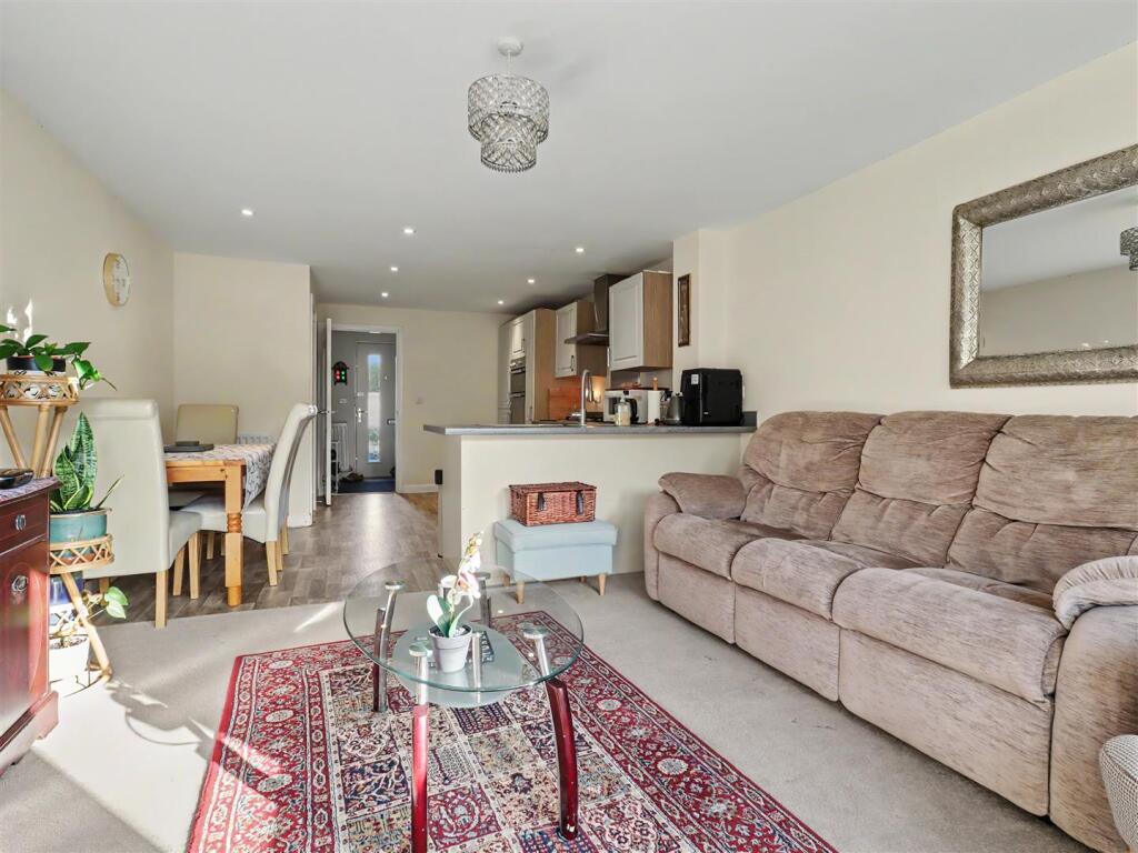 Poethlyn Drive, Costessey, Norwich photo 4