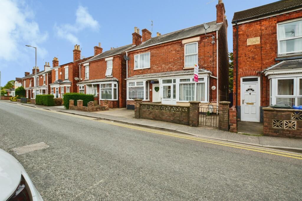 Main image of property: Robin Hoods Walk, Boston