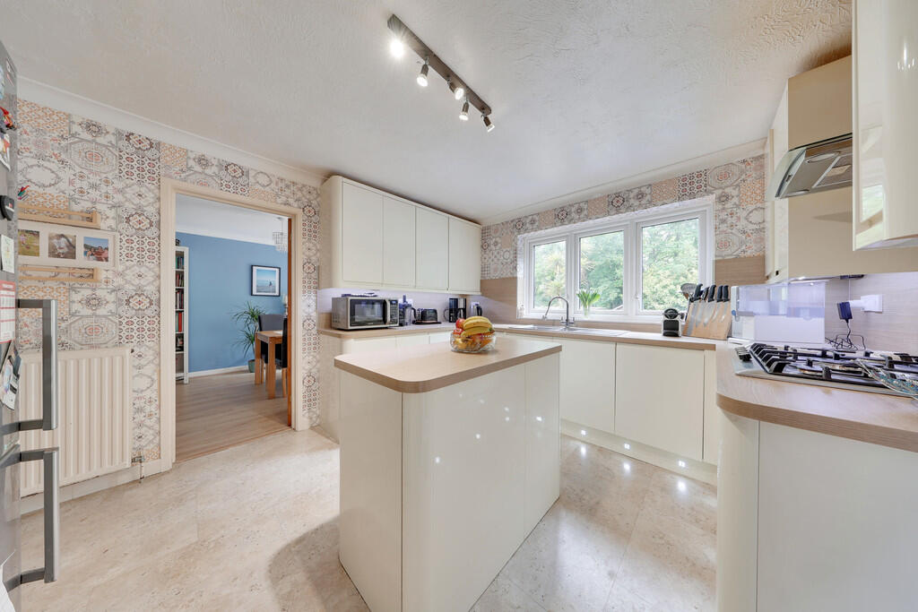 House in London - View 3