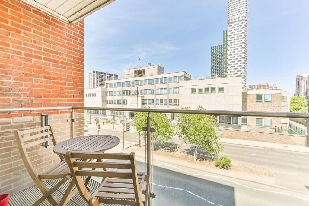 Apartment in Croydon, Broad Green - View 5
