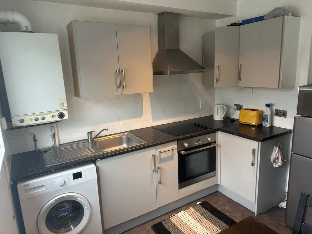 Tracy Court, Belmont Lane, Stanmore, Harrow photo 5