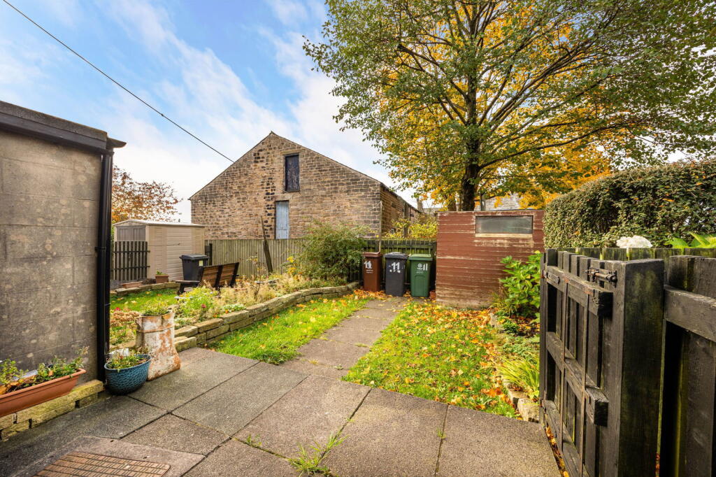 Shepley Street, Lees, Oldham photo 2