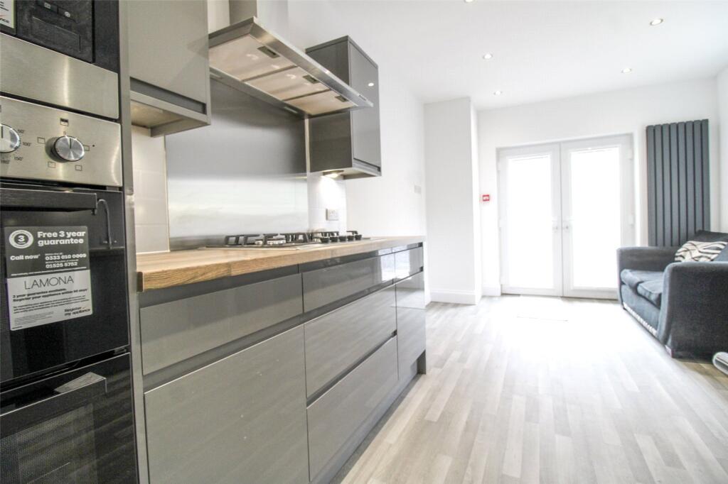 1 bedroom house share for rent