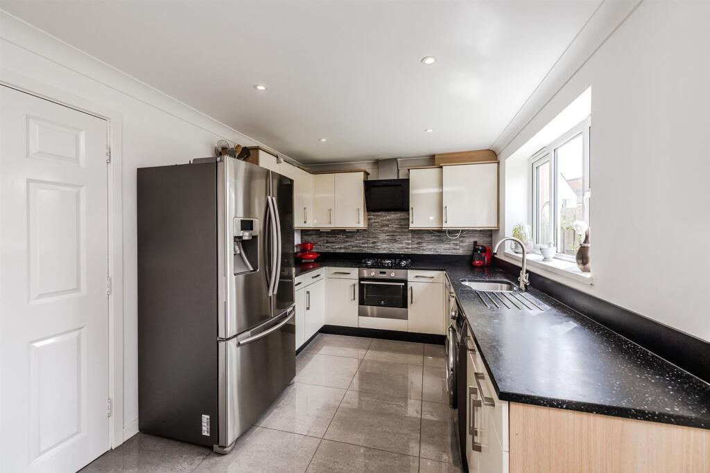 House in Newcastle upon Tyne, Elmwood Park, Middle Brunton - View 4