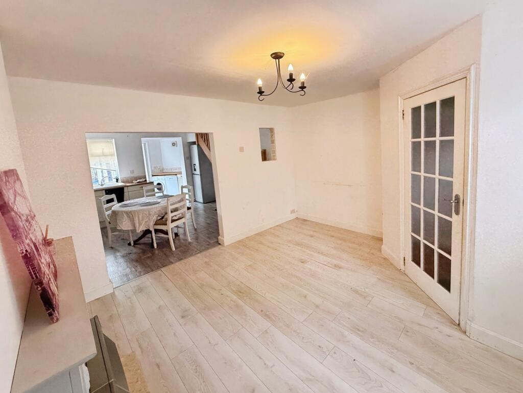 House in Wellingborough, Hatton Park - View 2