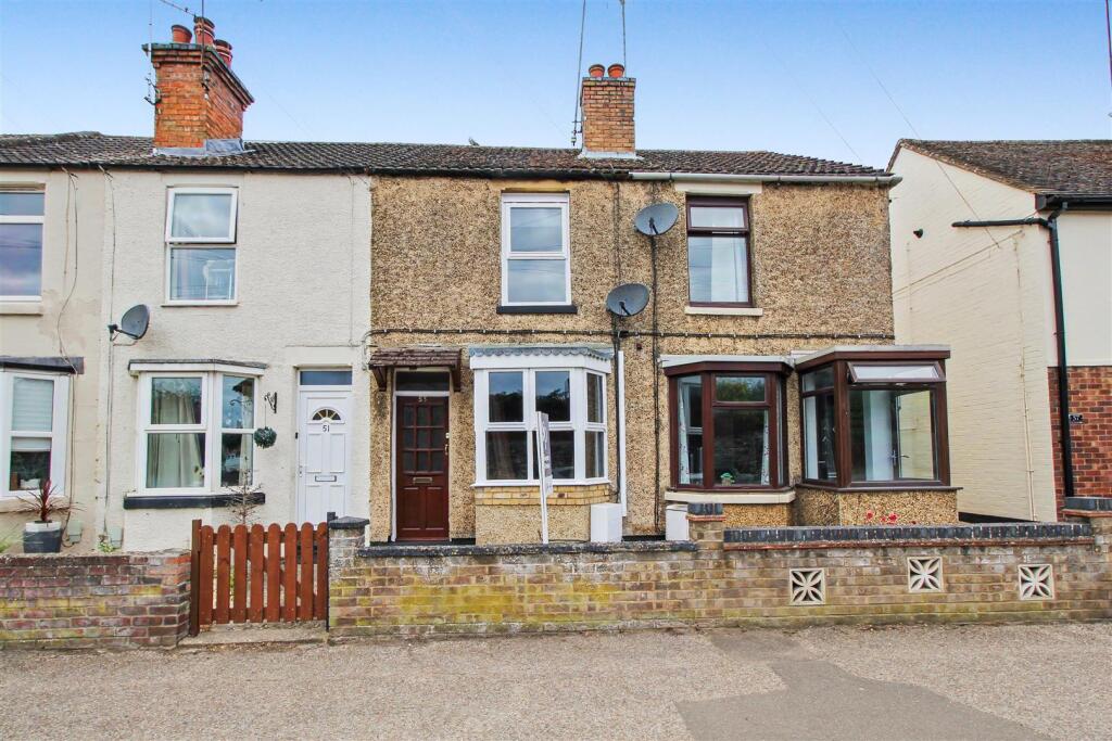 2-bed terraced on NN14 Oundle Road, Thrapston, £185,000