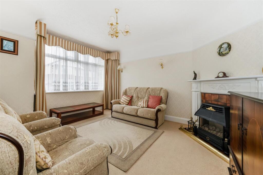 House in Portsmouth, Hilsea - View 3