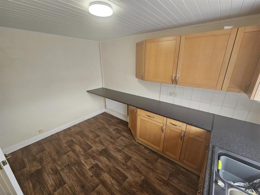 House in Barry, Vale of Glamorgan - View 5