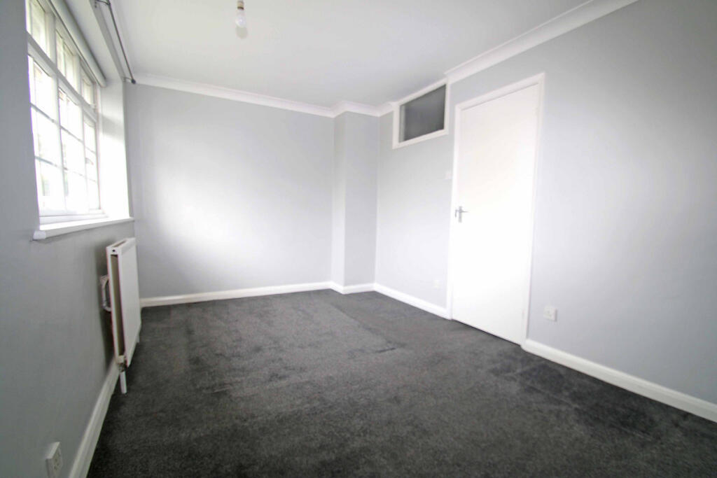 Cotswold Road, Worthing, BN13 photo 5