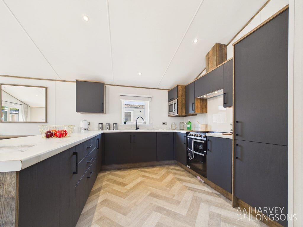 House in Tonbridge - More