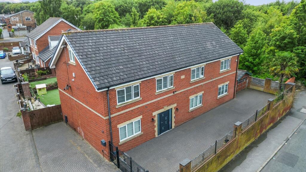 Main image of property: Ellamsbridge Road, St. Helens, WA9