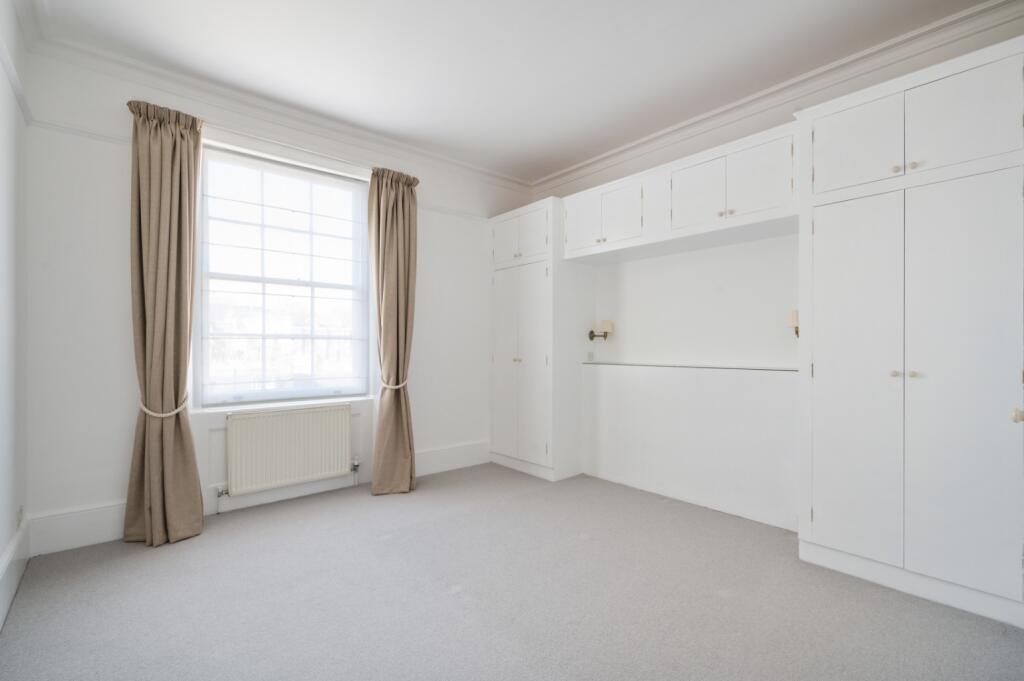 Apartment in London - View 4