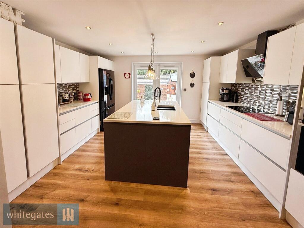 House in Barnsley, Staincross - View 2