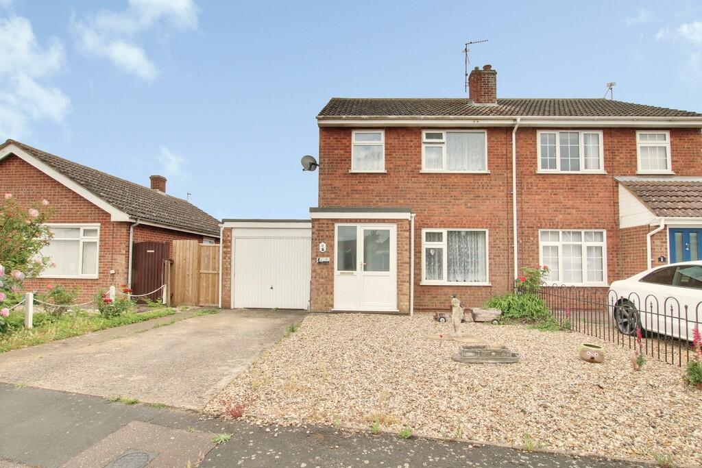 Main image of property: Ronalds Way, Doddington, March