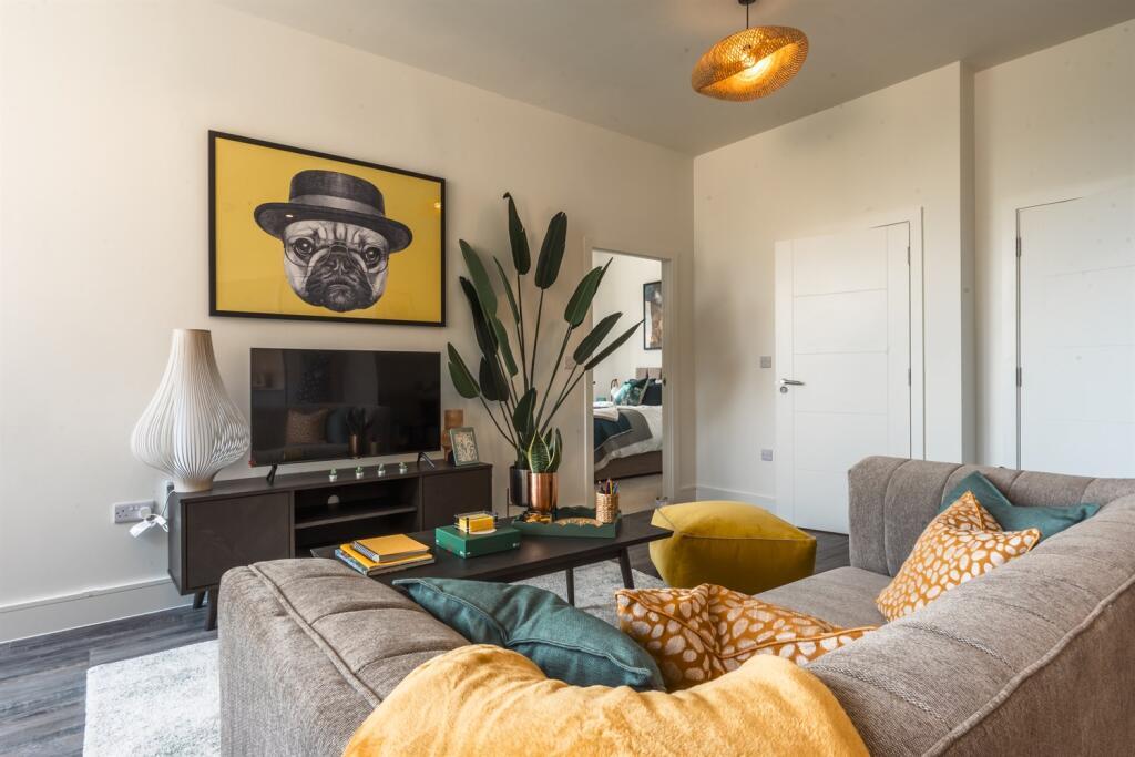 Main image of property: Causeway Lane, Leicester, Leicestershire, LE1