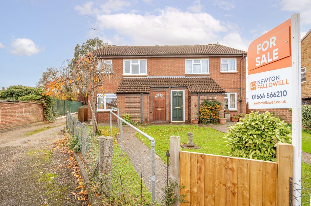 1-bed flat on Blakeney Crescent, Melton Mowbray, LE13, £95,000