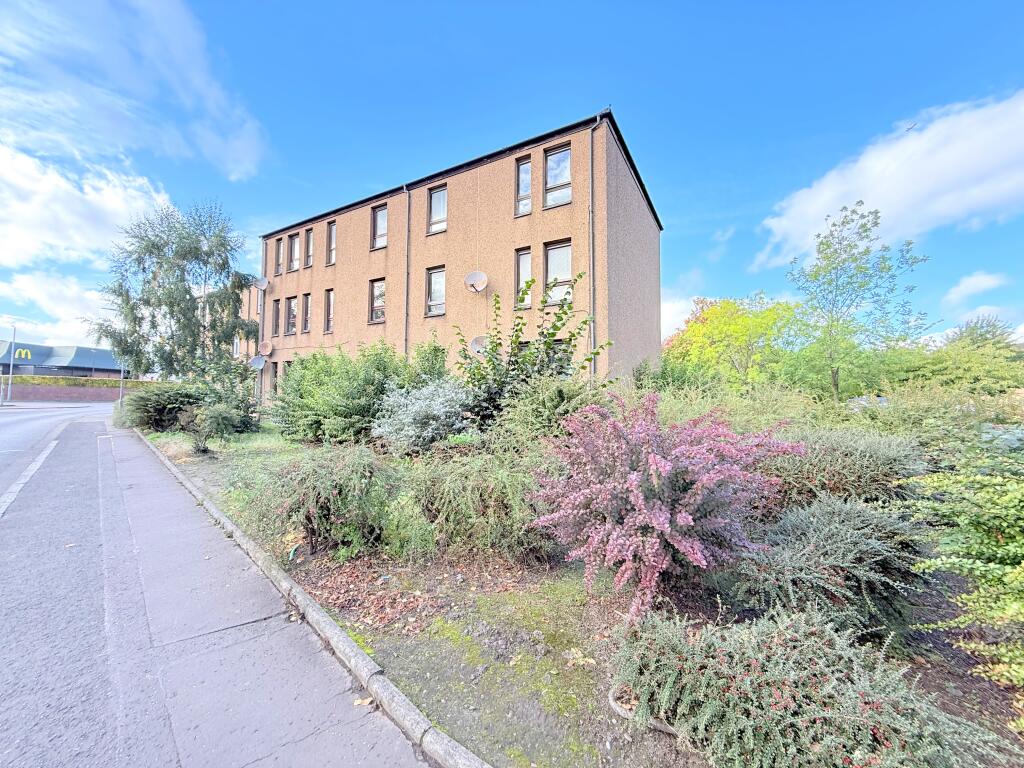 Main image of property: 10 Fairfield Place, Falkirk, FK2 7AR