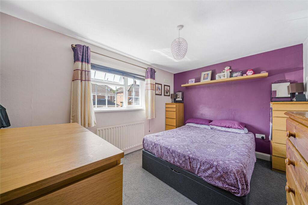 Quixote Crescent, Rochester, Kent, ME2 photo 4