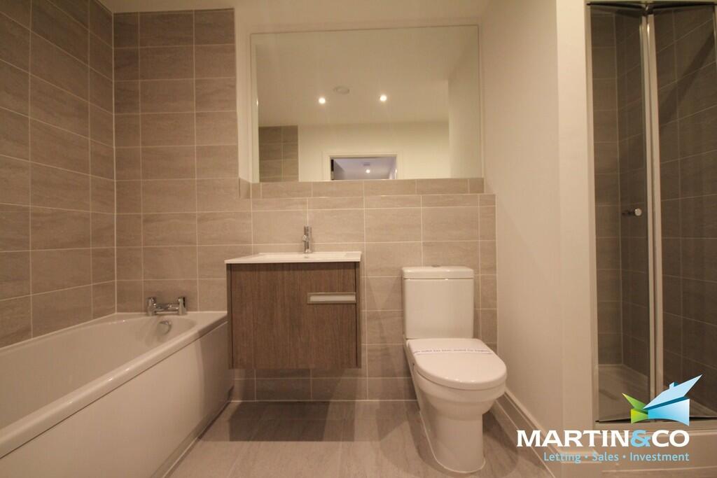 Apartment in Birmingham, West Midlands - More