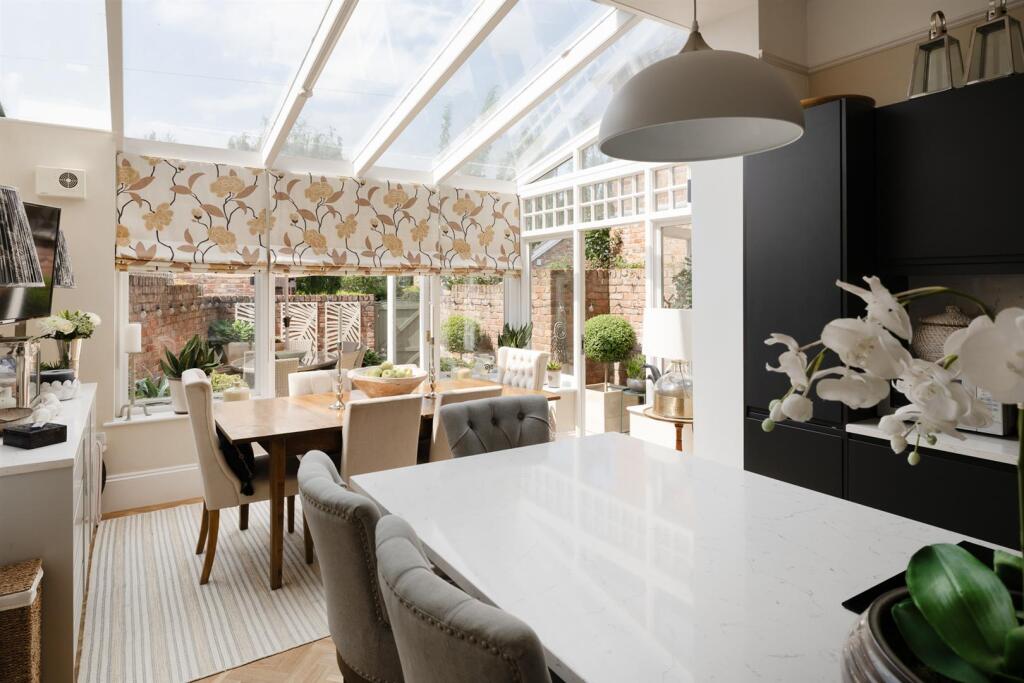 House in York - View 5