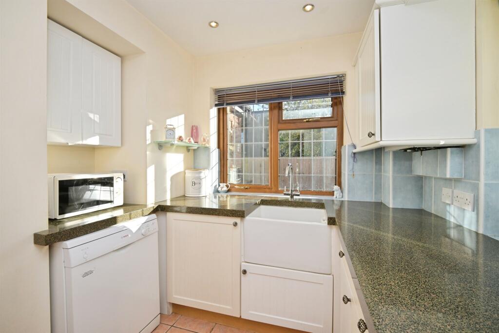 Stortford Road, Hatfield Heath, Bishop's Stortford - View 4